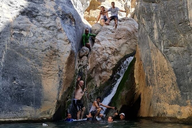 Private Full Day Wadi Dham Tour - Tour Accessibility