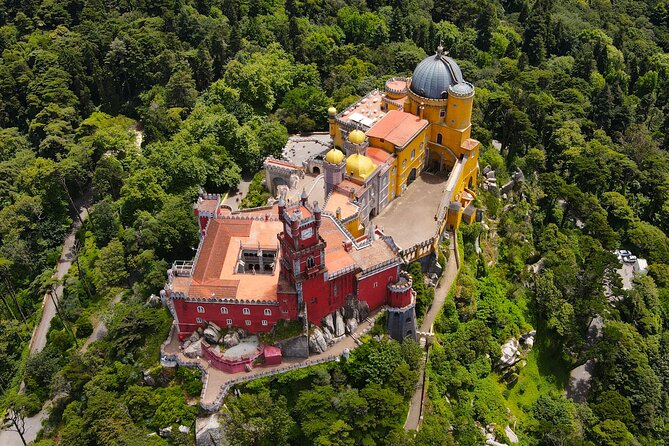 Private Getaway in Sintra - Through the Hills to the Coast - Hiking Through Lush Pena Park