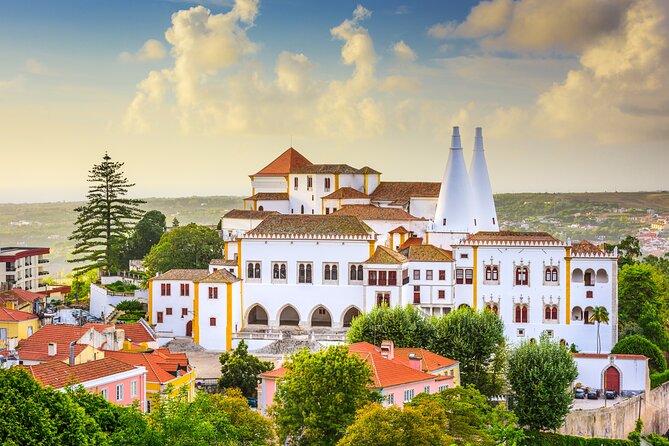 Private Getaway in Sintra - Through the Hills to the Coast - Customizing the Tour Experience