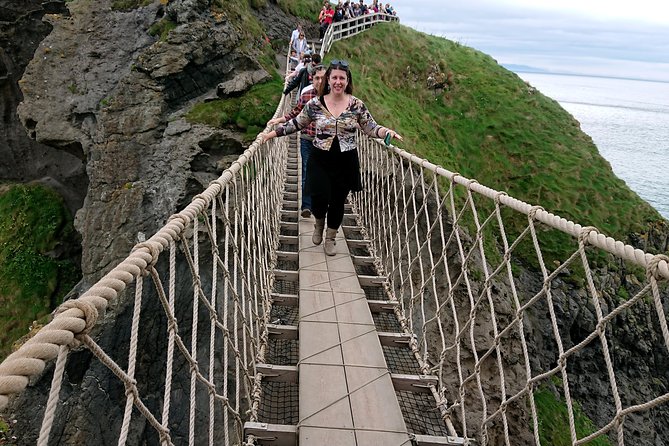Private Giants Causeway and Antrim Coast Tour - Must-Visit Attractions