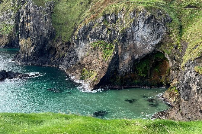 Private Giants Causeway Tour Including Game of Thrones Sites - Pickup and Meeting Details