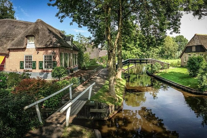 Private Giethoorn & Zaanse Schans Windmills Sightseeing Tour From Amsterdam - Cheese and Clogs Factory