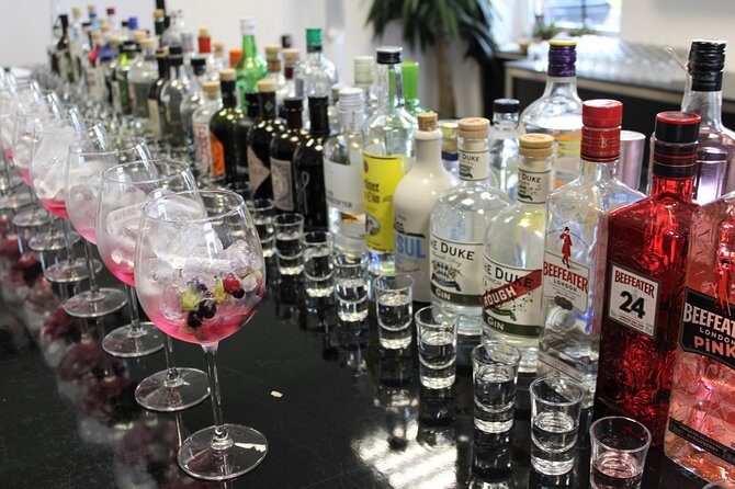 Private Gin Tasting With a Professional Bartender in Trier - Bartenders Expertise and Credentials