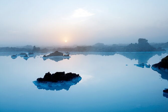 Private Golden Circle and Blue Lagoon Tour - Transportation and Amenities