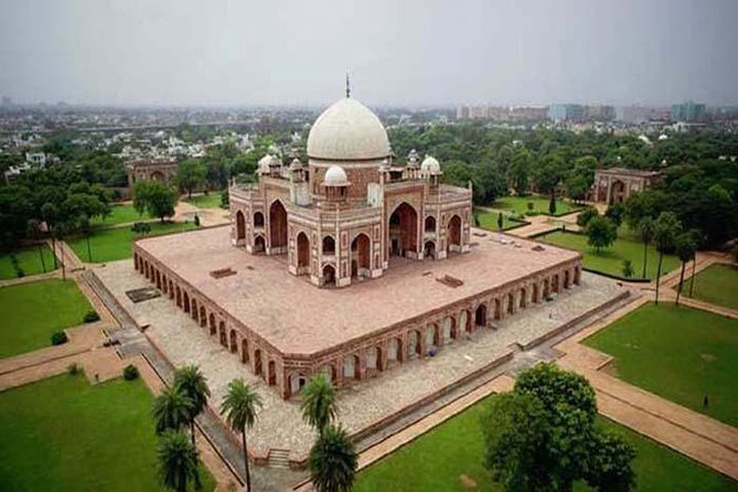 Private Golden Triangle Tour From Delhi by Car - Health and Accessibility