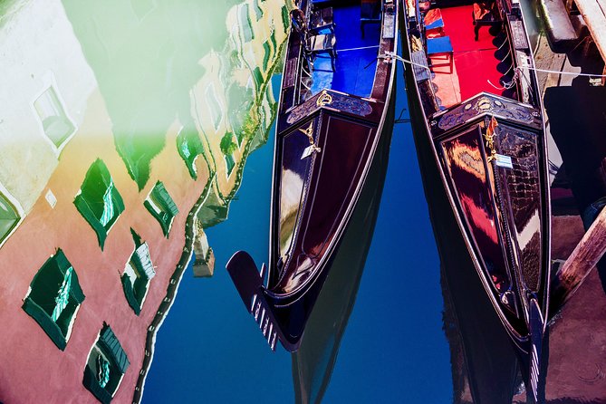 Private Gondola Ride With Serenade in Venice - Serenade by Local Musicians