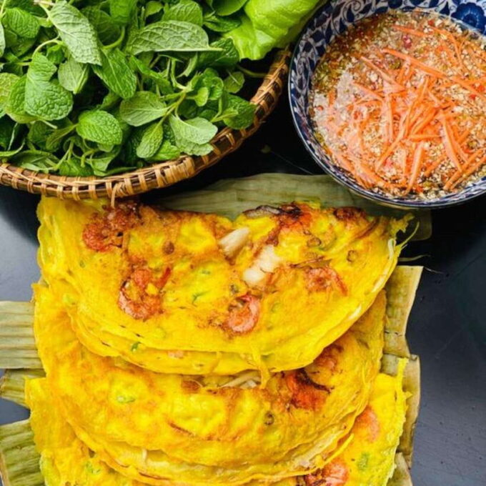 Private: Gourmet Adventure & Mesmerizing Water Puppet Show - Lunar New Year Considerations
