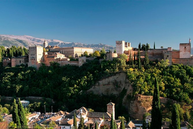 Private Granada Day Trip Including Alhambra and Generalife From Seville - Transportation and Pickup