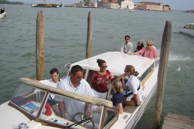 Private Grand Canal 1-Hour Boat Tour - Pricing and Fees