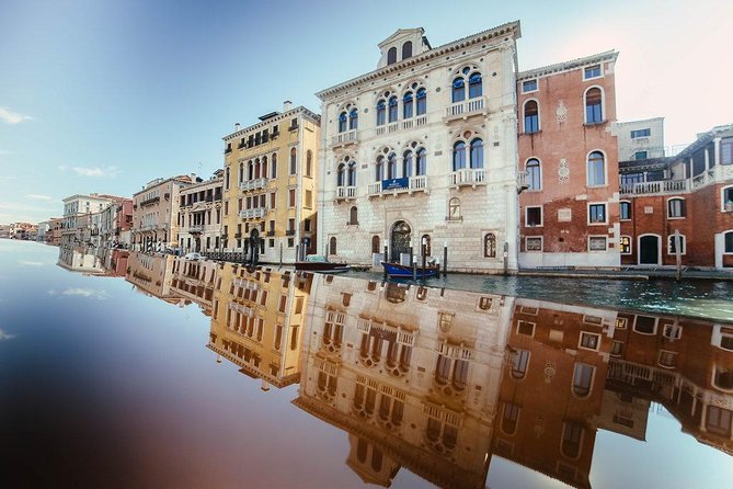 Private Grand Canal Boat Tour and Murano Glass Experience - Accessibility Information