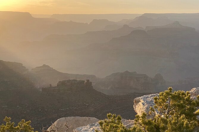 Private Grand Canyon Photography Tour With Lunch at El Tovar - Exploring the Grand Canyon