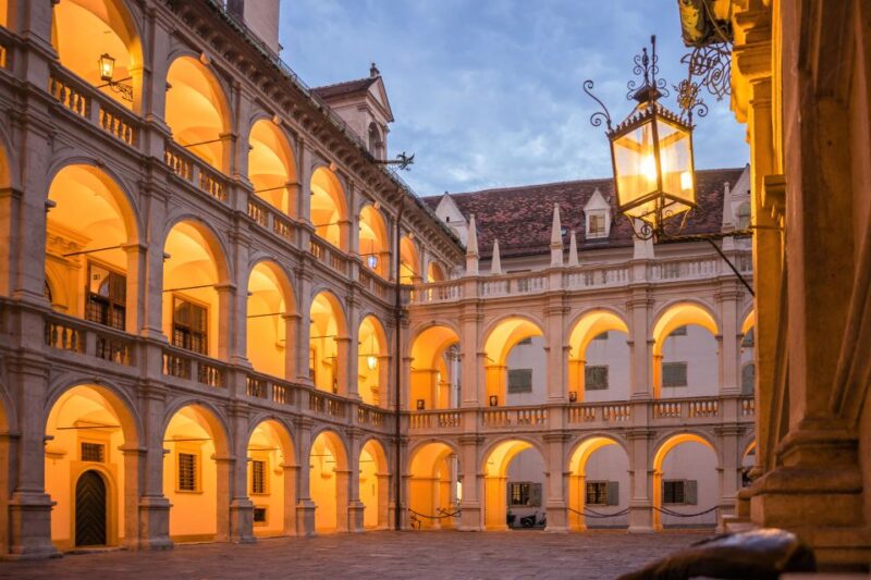 Private Graz Walking Tour for Couples - Key Points