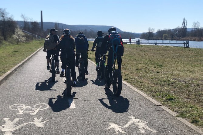 Private: GREAT PRAGUE VIEWS - E-Bike City, Parks & Castle Tour - End Point