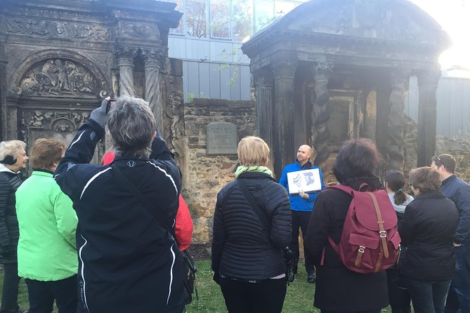Private Greyfriars Kirkyard Tour - Meet the Dead of Old Edinburgh! - Learning About Edinburghs History