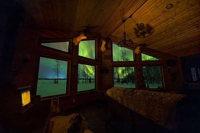 Private Group Aurora Viewing Experience - Key Points
