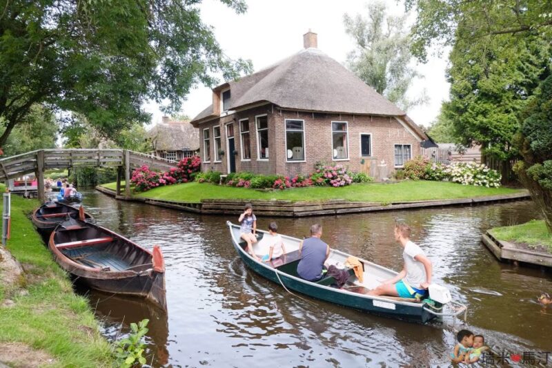 Private Group to Giethoorn and Windmill or Volendam - Itinerary and Schedule