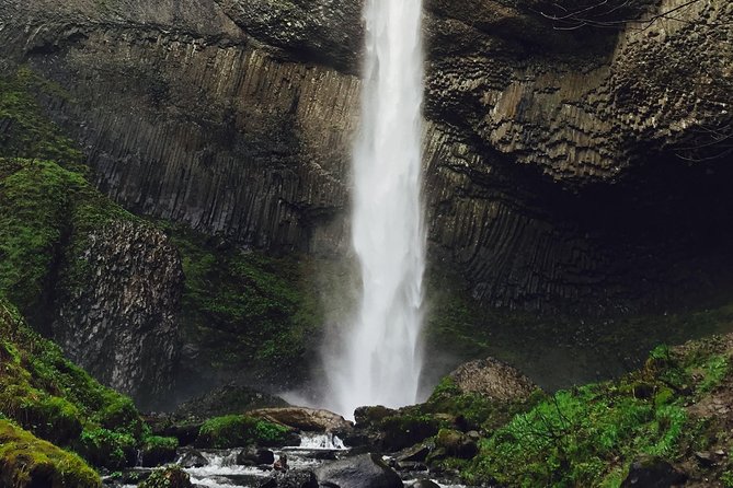 Private Group Tour up to 11 of Columbia River Gorge & Waterfalls From Portland - Tour Accessibility and Policies