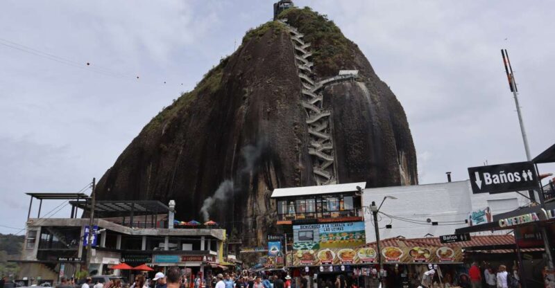 Private Guatape Tour: All Inclusive for 2 to 4 People - Key Points