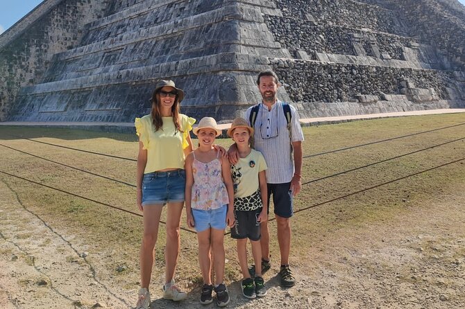 Private Guide Service in the Archaeological Zone of Chichen Itza - Tour Experience and Guides
