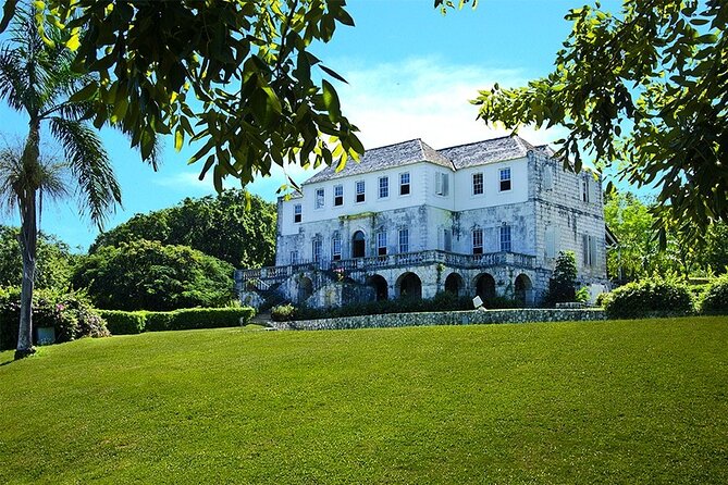 Private Guided 2-Hour Tour in Montego Bay - Meeting and Pickup