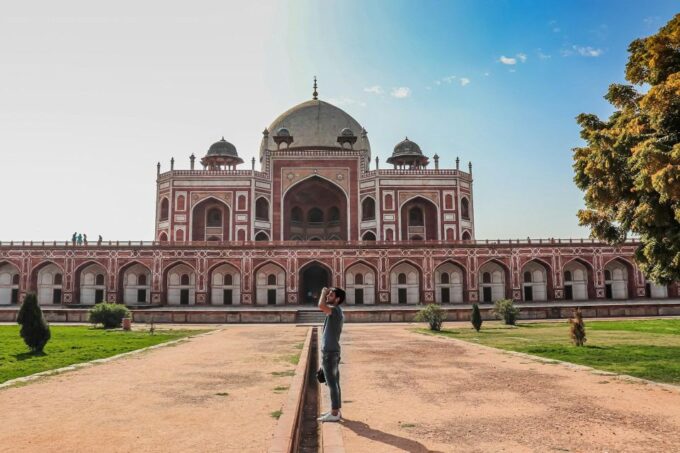 Private Guided Day Trip of Old & New Delhi by Car - Tour Highlights and Duration