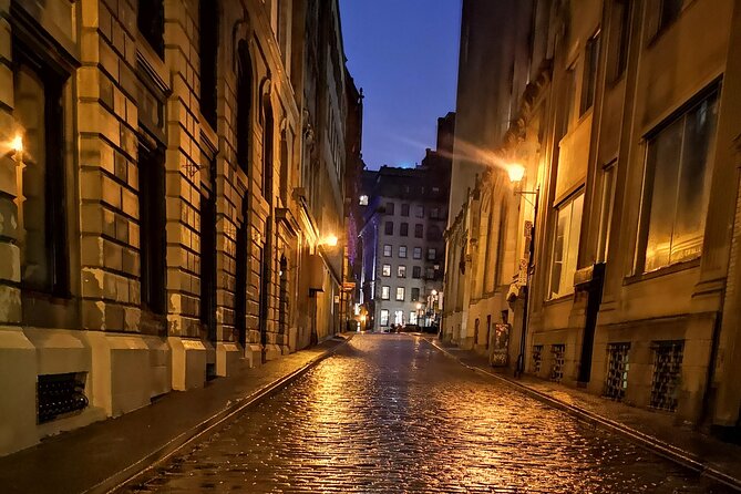 Private Guided Evening Old Montreal Walking Tour With Ruby Roy - Guided by Licensed Professionals