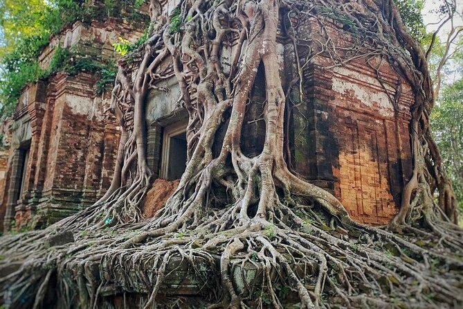 Private Guided Full-Day Tour to Koh Ker Temple With Pickup - Pickup and Meeting Points