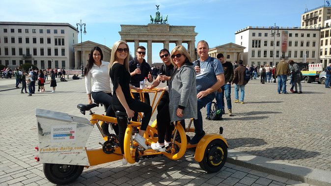 Private Guided Funbike Sightseeing Tour in Berlin - Experiencing the Citys Landmarks