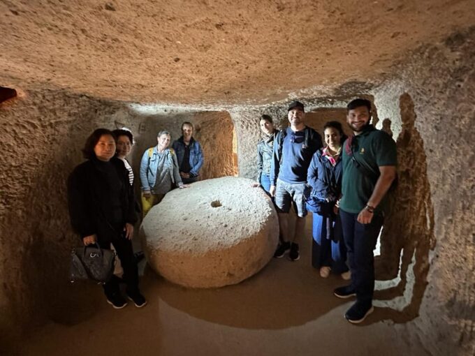 Private Guided Green Tour With Hotel Pickup and Drop-Off - Booking and Cancellation Policy