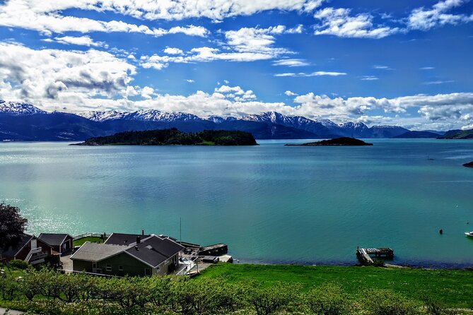 Private Guided Hardangerfjord Day Tour - Local Culinary Experiences