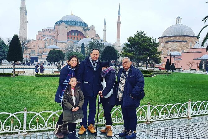Private Guided Istanbul Old City and Grand Bazaar Tour - Key Sites