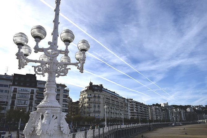 Private Guided Pintxos Tour of San Sebastian - Accessibility and Participation