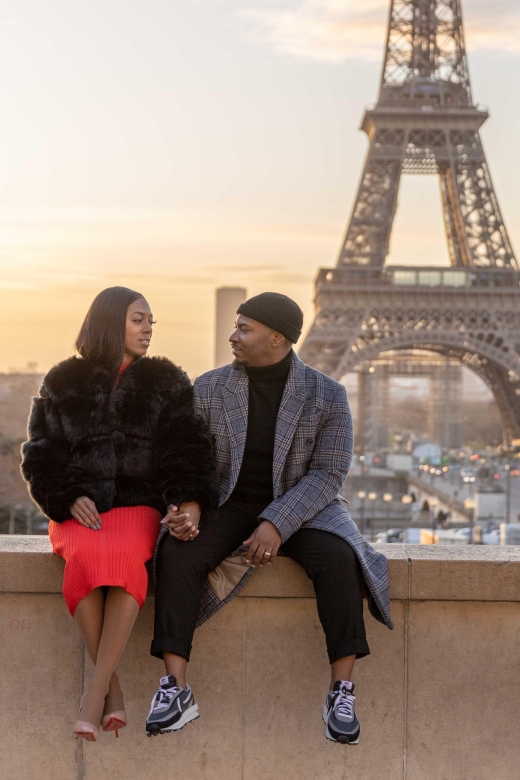 Private Guided Professional Photoshoot by the Eiffel Tower - Location and Timing