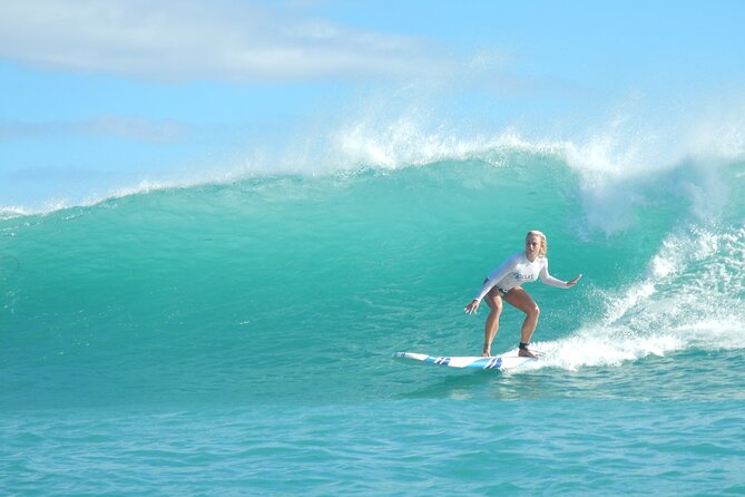 Private Guided Surf Boarding Lesson in Honolulu - Surfboard and Rash Guard Provision
