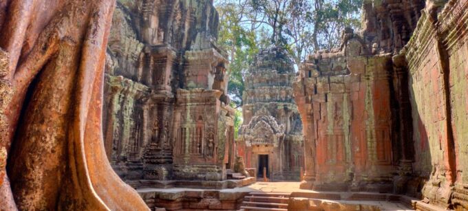 Private Guided Tour: Angkor Wat Sunrise & Floating Village - Temples and Sites