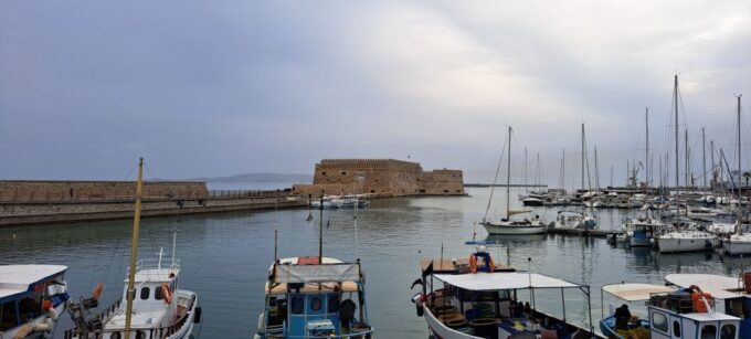 Private Guided Tour-Heraklion Highlights & Historical Places - Booking and Cancellation