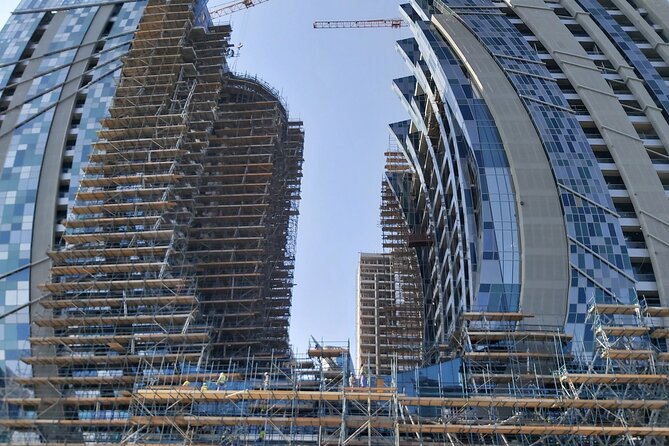 Private Guided Tour in Dubai - Meet Your Guide