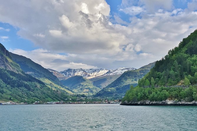PRIVATE GUIDED TOUR: King of the Fjords – Round Trip to the Sognefjord, 11 Hours - Pickup Details