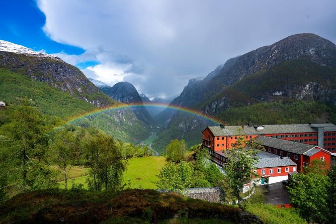 PRIVATE GUIDED TOUR: Norways Highlights – Viking Special, 11-12 Hours – SUMMER - Experiencing Voss and Flåm