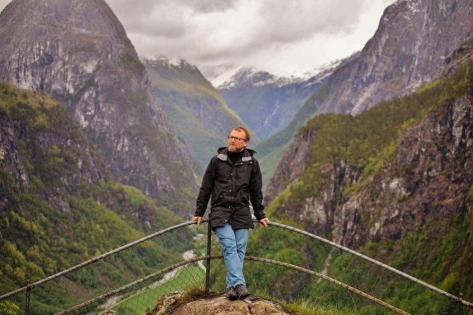 PRIVATE GUIDED TOUR: Norways Highlights – Viking Special, 11-12 Hours – WINTER - Booking Information and Pricing