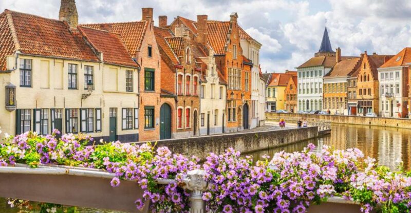 Private Guided Tour of Bruges' Iconic Sites & Chocolate - Recap