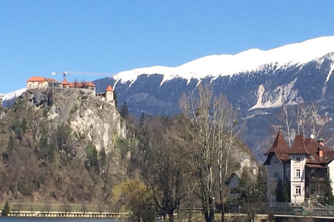 Private Guided Tour of Ljubljana and Lake Bled From Zagreb - Tour Capacity and Availability