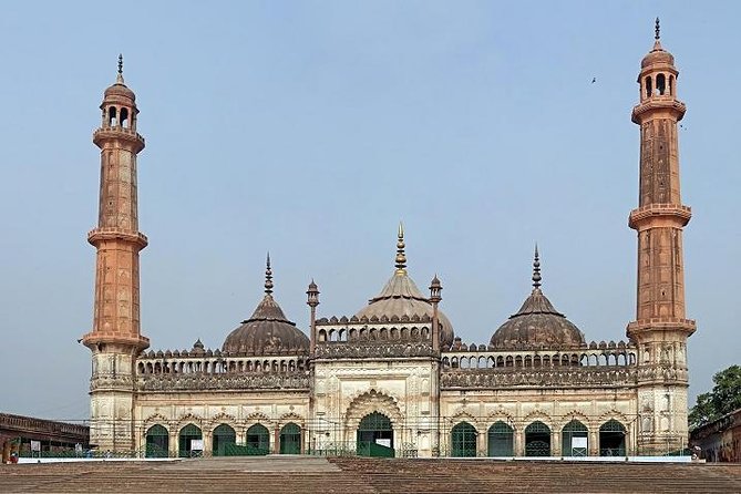 Private Guided Tour of Lucknow With Lunch - Key Points