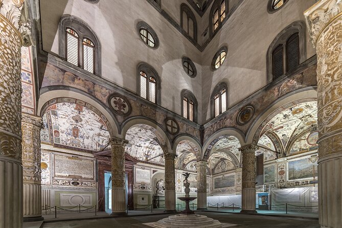 Private Guided Tour of Palazzo Vecchio in Florence - Tour Logistics and Meeting Point