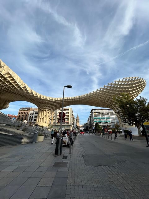 Private Guided Tour of Seville From Faro - Itinerary Highlights