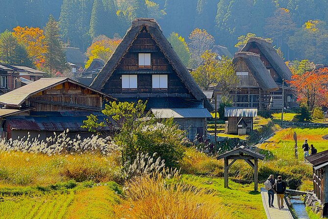 Private Guided Tour of Shirakawa-go - Cultural Immersion