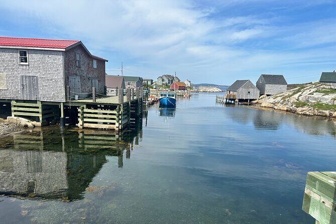 Private Guided Tour: Peggys Cove, Mahone Bay, Lunenburg & Ovens - The Sum Up