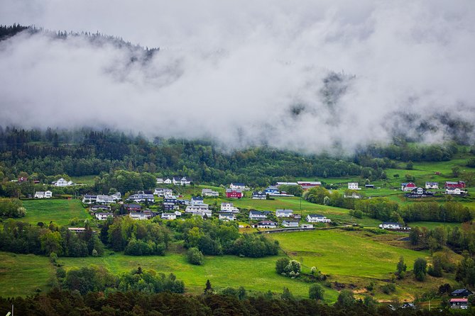 PRIVATE GUIDED TOUR: the Heart of Norway – Viking Special, 8-9 Hours – SUMMER - Quick Points