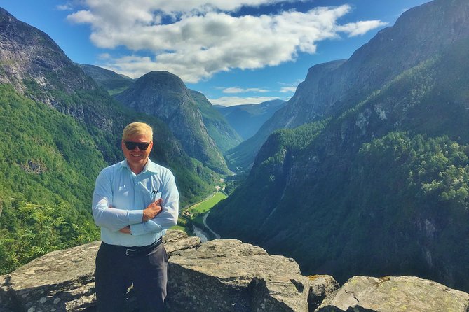 PRIVATE GUIDED TOUR: the Heart of Norway – Viking Special, 8-9 Hours – SUMMER - Breath-taking Fjord Landscapes and Waterfalls