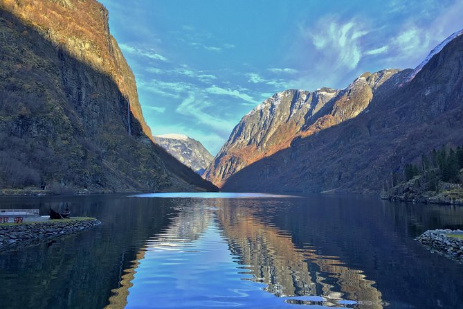 PRIVATE GUIDED TOUR: the Heart of Norway – Viking Special, 8-9 Hours – WINTER - Admire the Breathtaking Fjords and Mountains